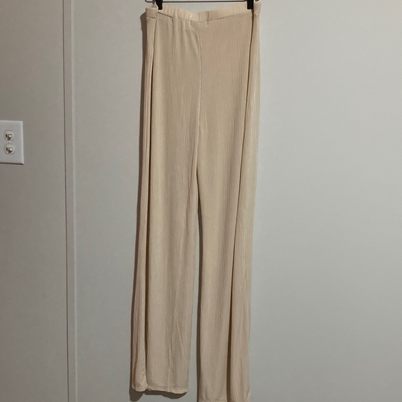 Chic Cream Wide Leg Women's Pants - Picture 4 of 9